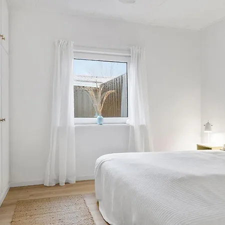Amazing Home In Skagen With Wifi سكاغن